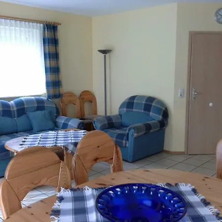 度假居 Ferienhaus Ostseeblick 1und2 *