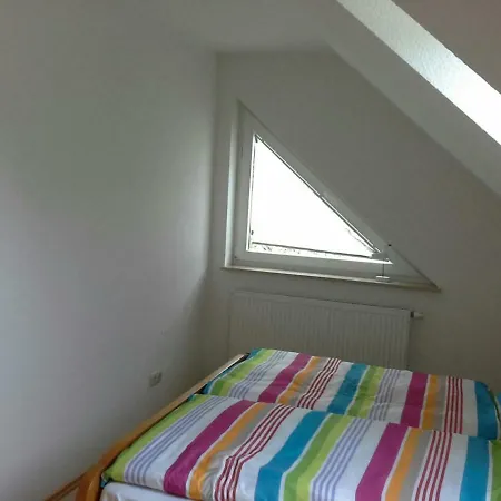 Ferienhaus Ostseeblick 1und2 * 萨斯尼茨
